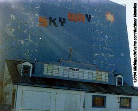 Skyway Drive-In Theatre - Skyway Screen Tower 1987 Courtesy Outdoor Moovies (newer photo)